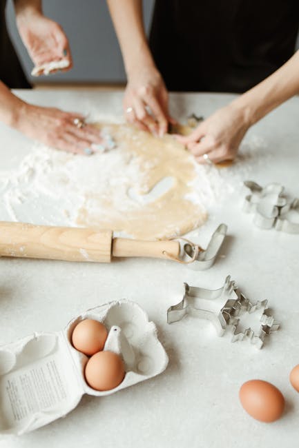 “Top 10 Tips for Elevating Your Holiday Cooking with Essential Baking Tools”